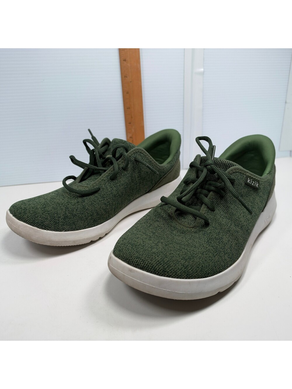 Kizik Madrid Eco Knit Mens 8.5 Womens 10 Green Slip On Hands Free Sneakers